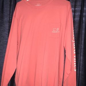 Men’s long sleeve vineyard vines t-shirt